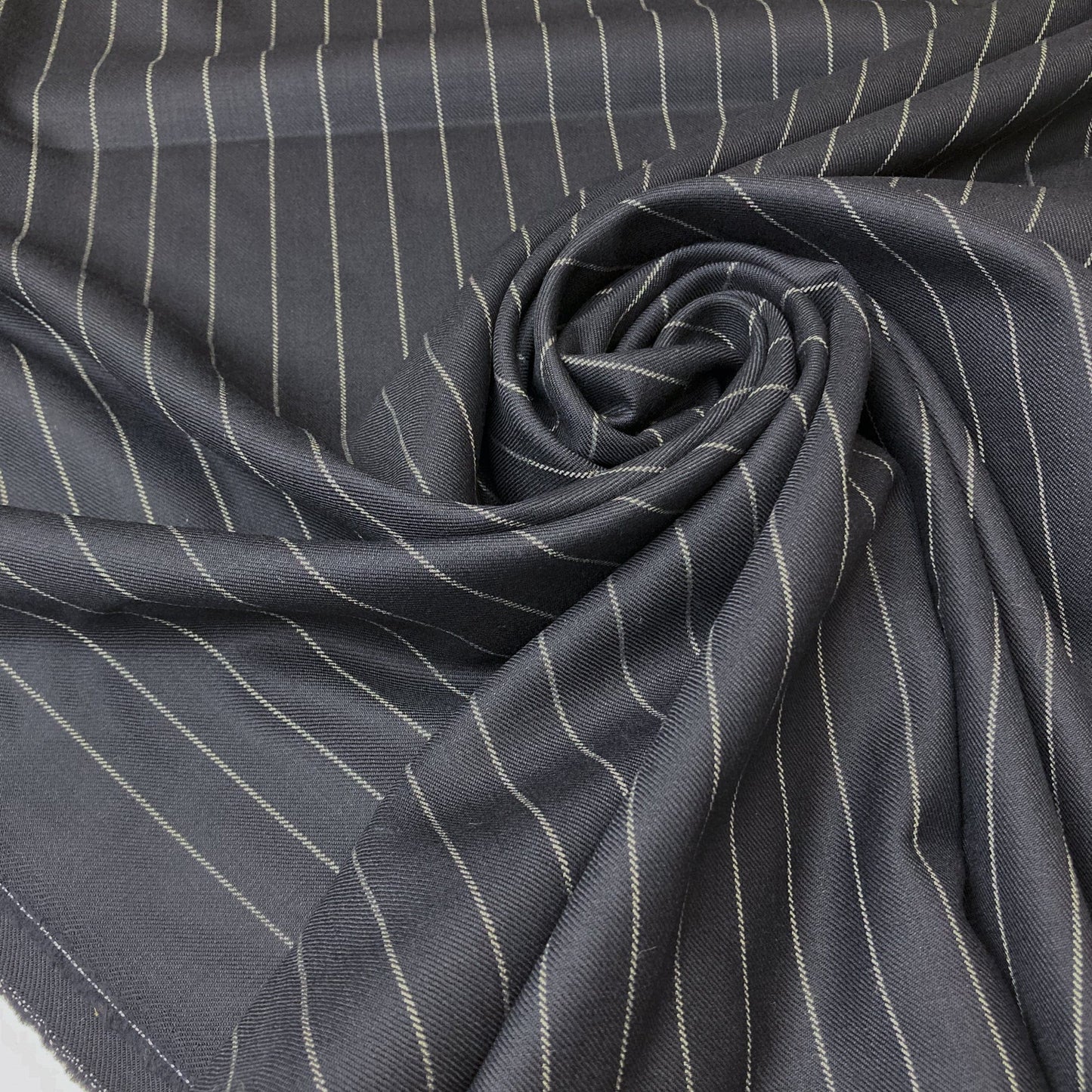 2nd Hand: Dark Navy Pinstripe Wool Suiting