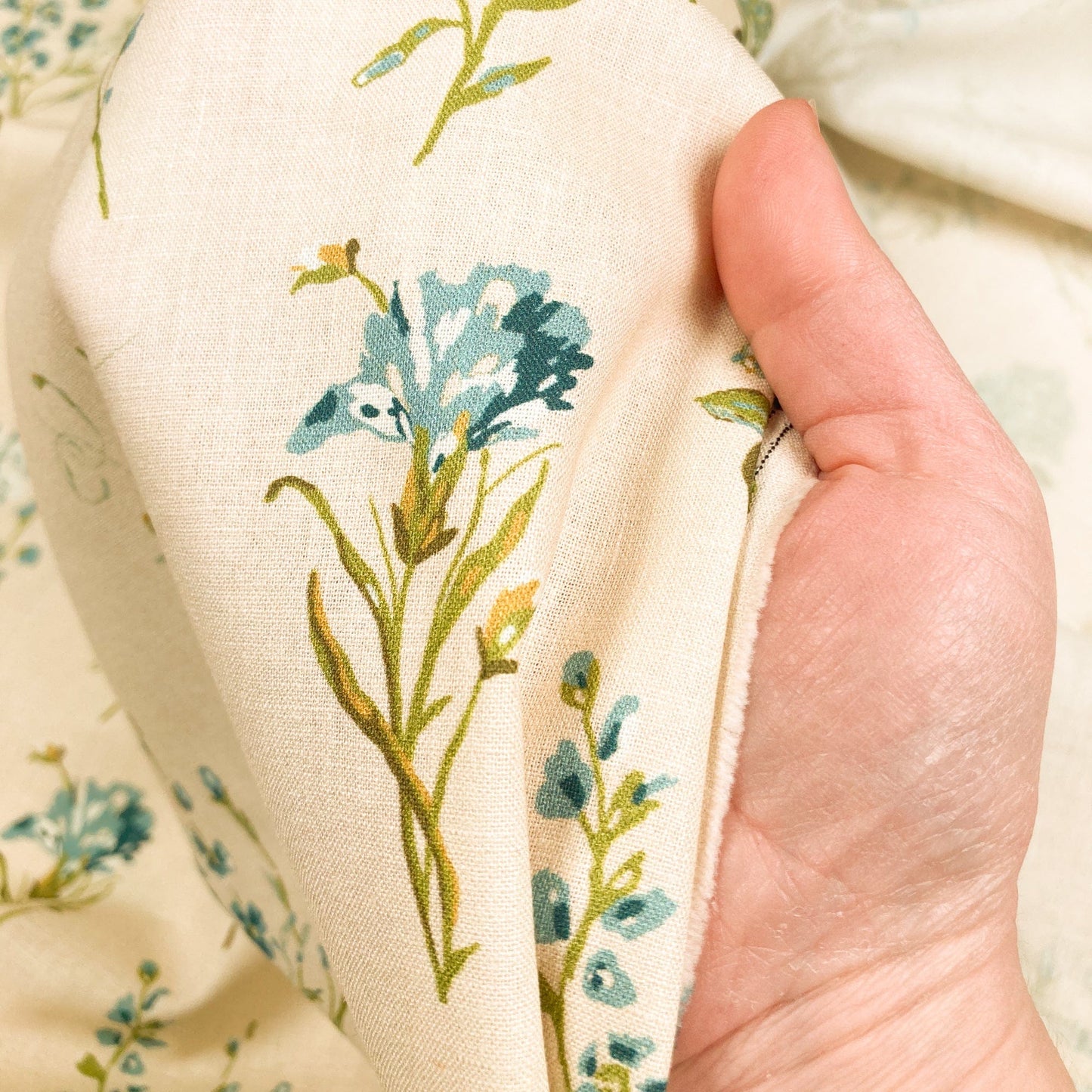 Art Gallery Fabrics 'Anthology' Linen Blend 'Garden Study Fresh'