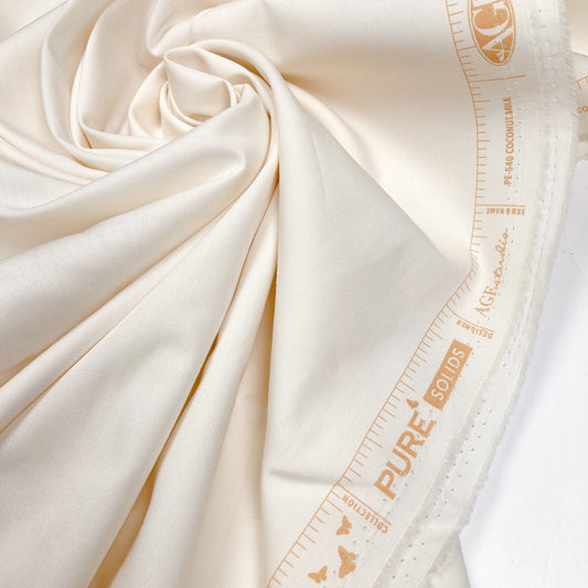 Art Gallery Fabrics - Fine Cotton - PURE Solids 'Coconut Milk'