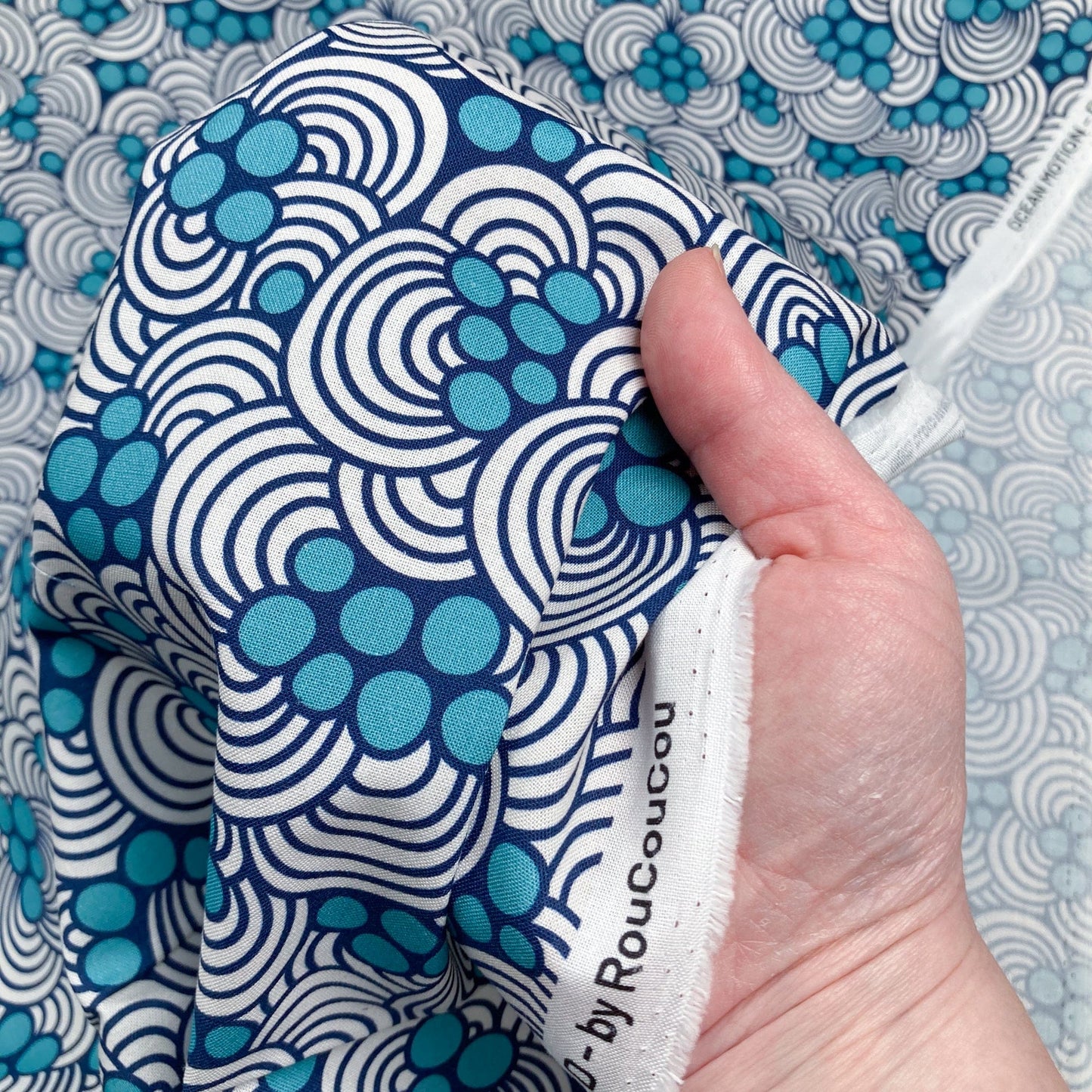 Cloud 9 Organic 'Ocean Motion' Quilting Cotton '2824 D'