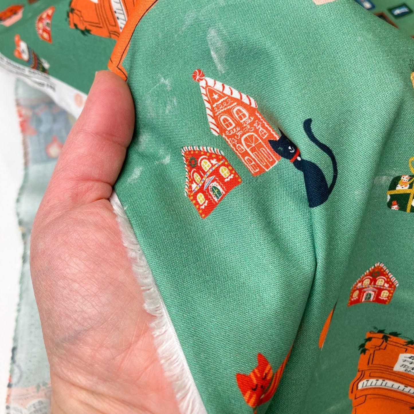 Cloud 9 Organic 'Tinsel Time' Quilting Cotton 'Festive Vignettes'