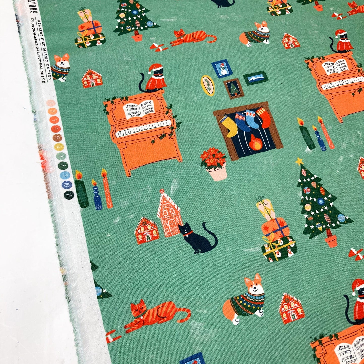Cloud 9 Organic 'Tinsel Time' Quilting Cotton 'Festive Vignettes'
