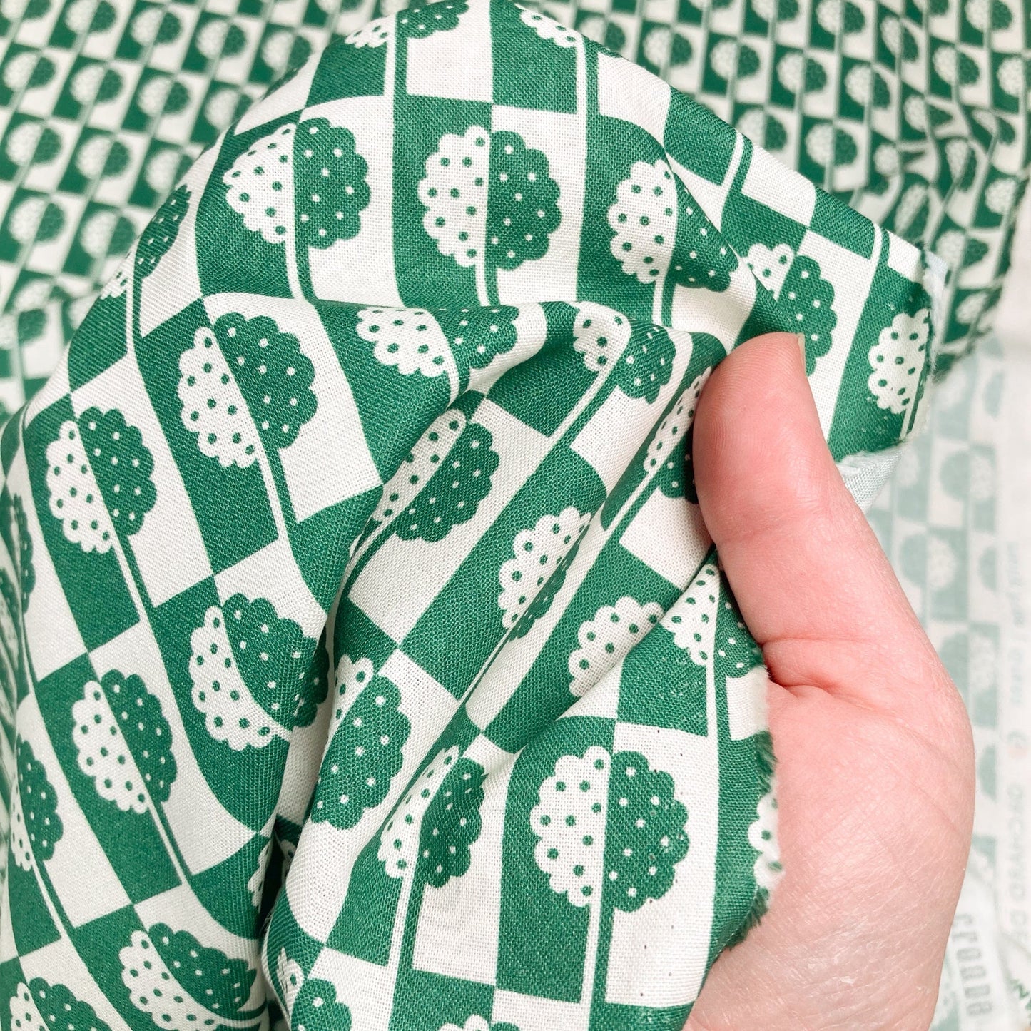 Cloud 9 Organic 'Orchard Deco' Quilting Cotton 'Holly Tree' in Green