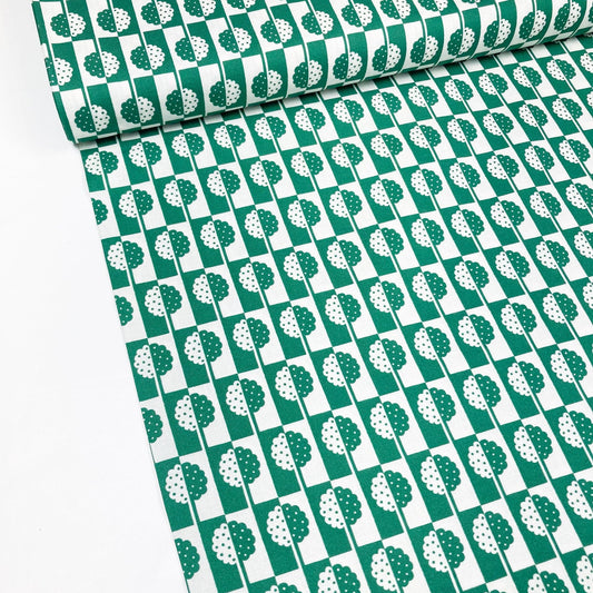 Cloud 9 Organic 'Orchard Deco' Quilting Cotton 'Holly Tree' in Green