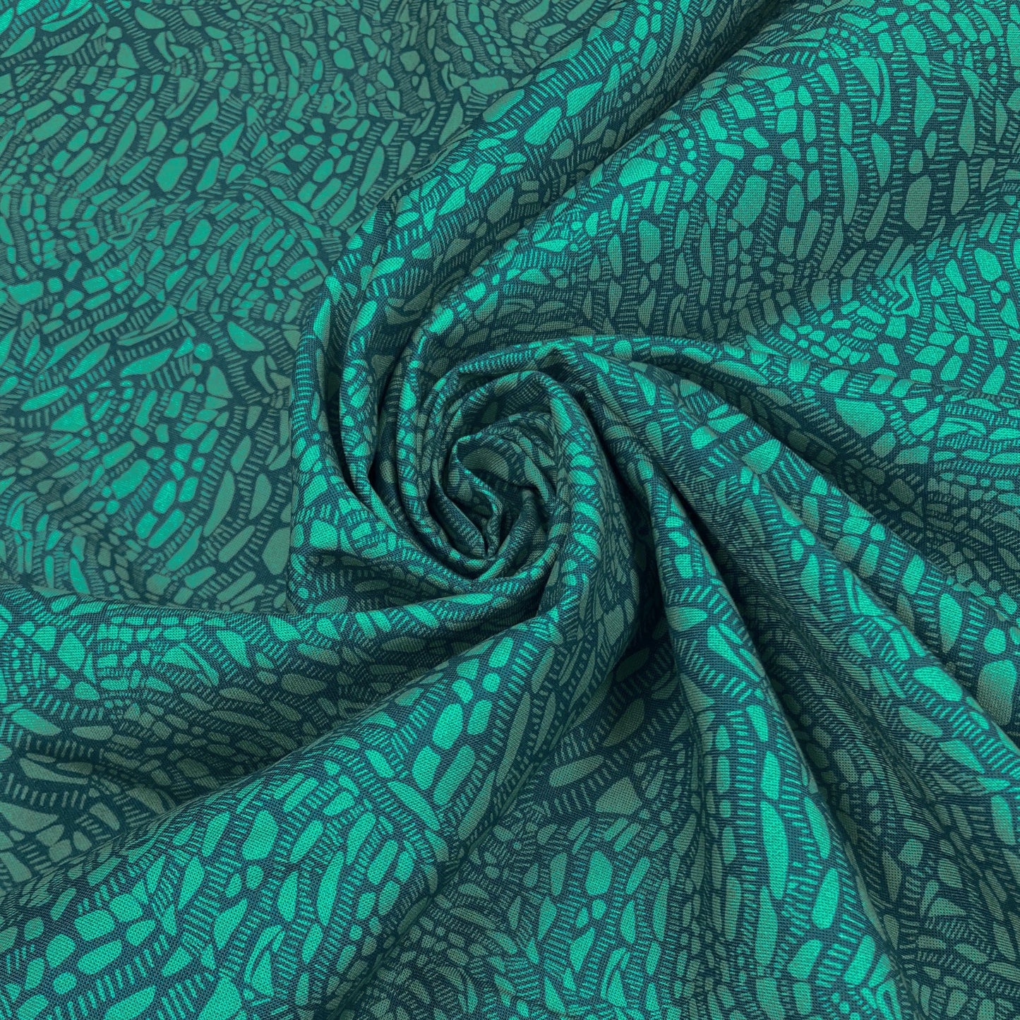Cloud 9 Organic 'Seashell Symphony' Quilting Cotton 'Neverending' in Teal Green