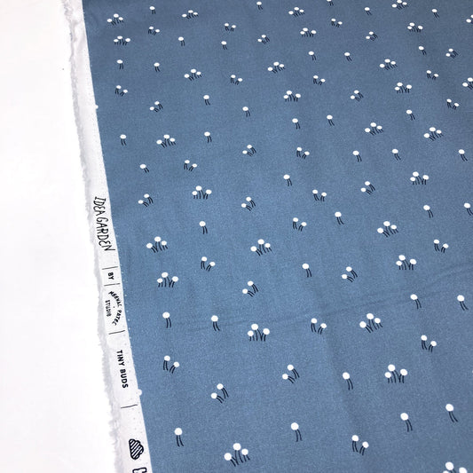 Cloud 9 Organic 'Idea Garden' Quilting Cotton 'Tiny Buds'