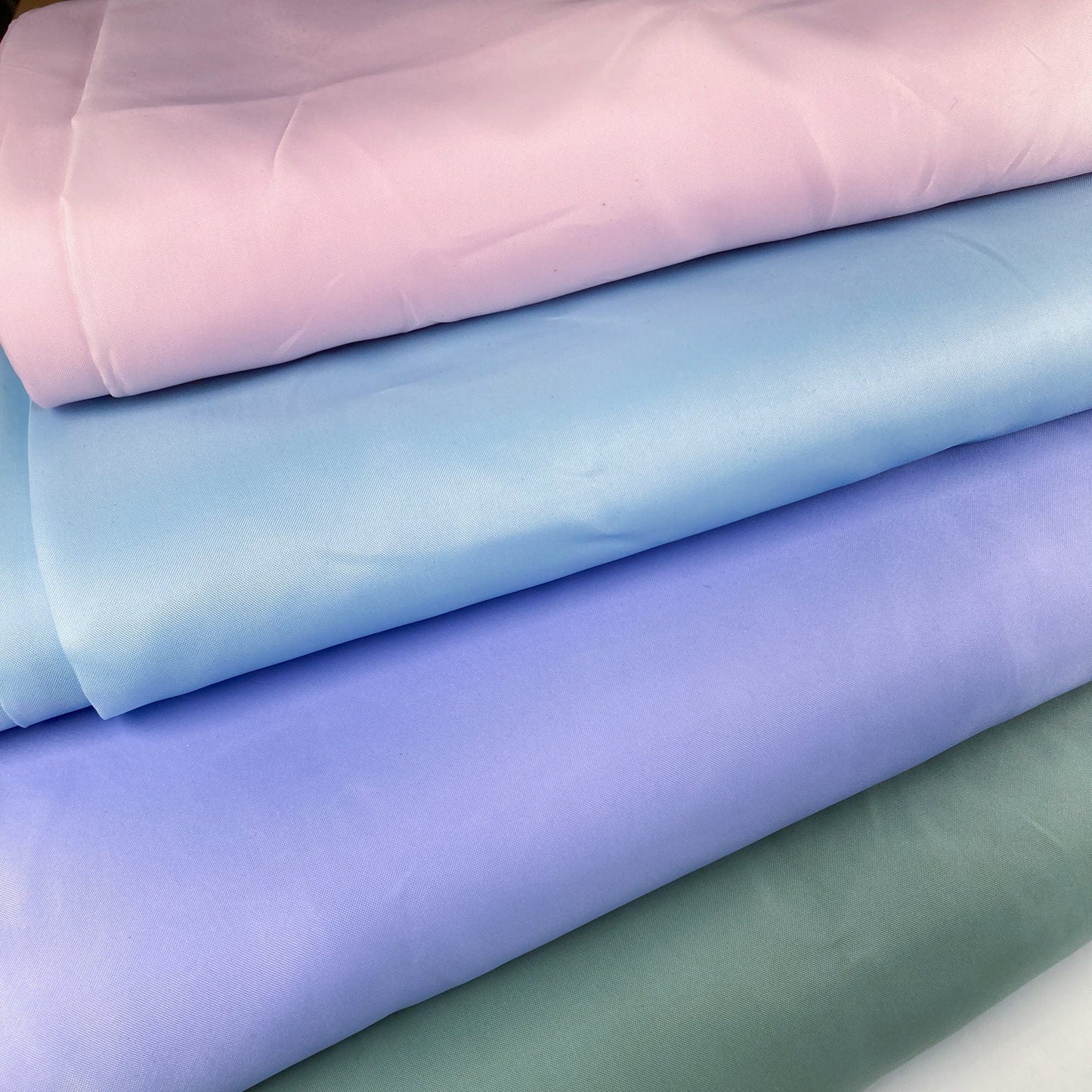 Deadstock Lining Fabric: Synthetic Anti-Static Lining
