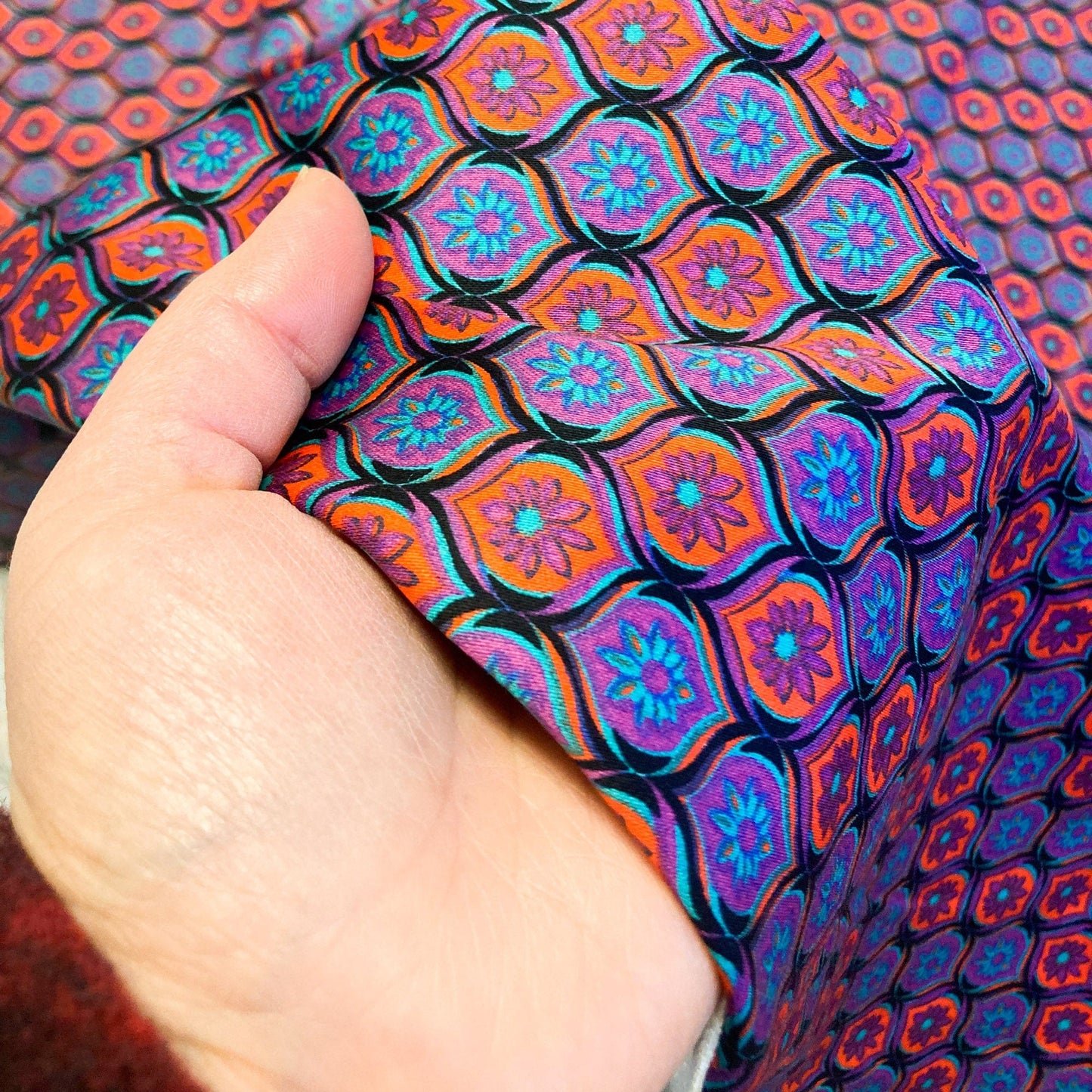 Cotton Sateen Stretch with Geometric Print
