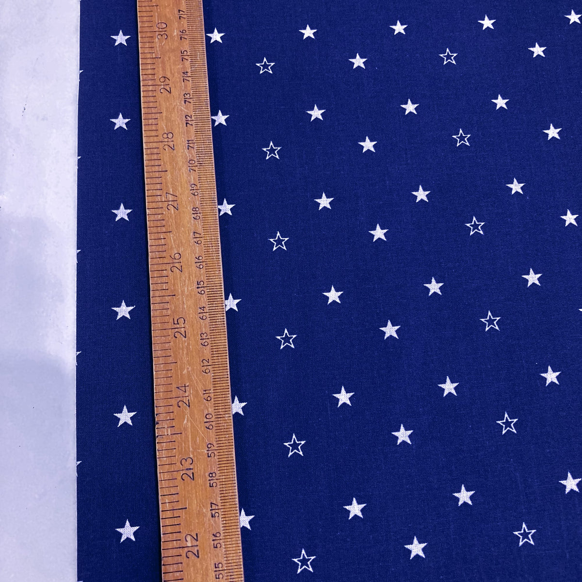 Deadstock: Ex-Joann Quilting Cotton 'Blue Star'
