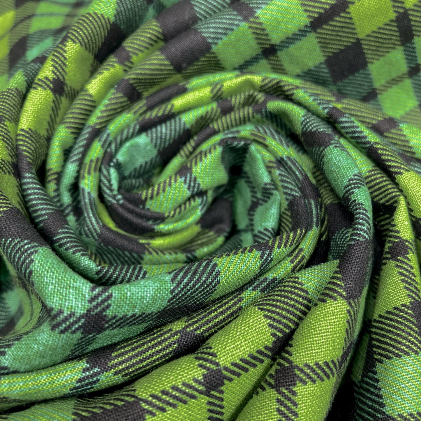 Deadstock: Ex-Joann Quilting Cotton 'Green Check'