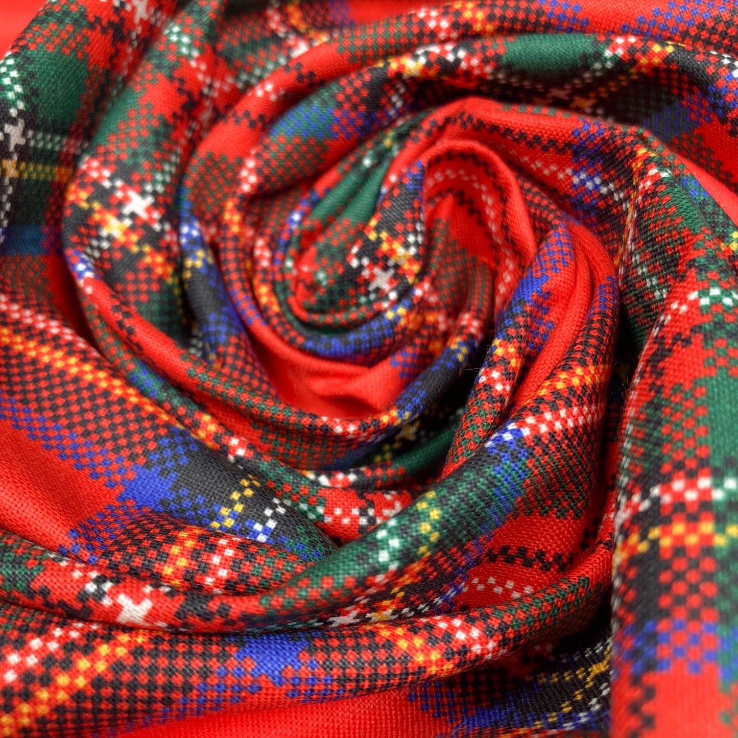 Deadstock: Ex-Joann Quilting Cotton 'Red Tartan'