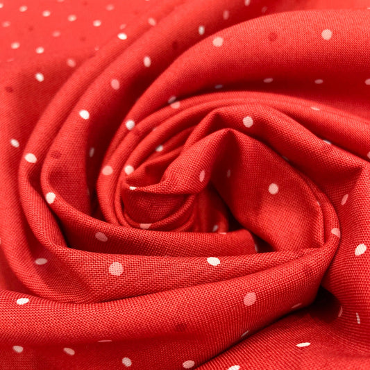 Moda 'Magic Dot' Quilting Cotton in Strawberry