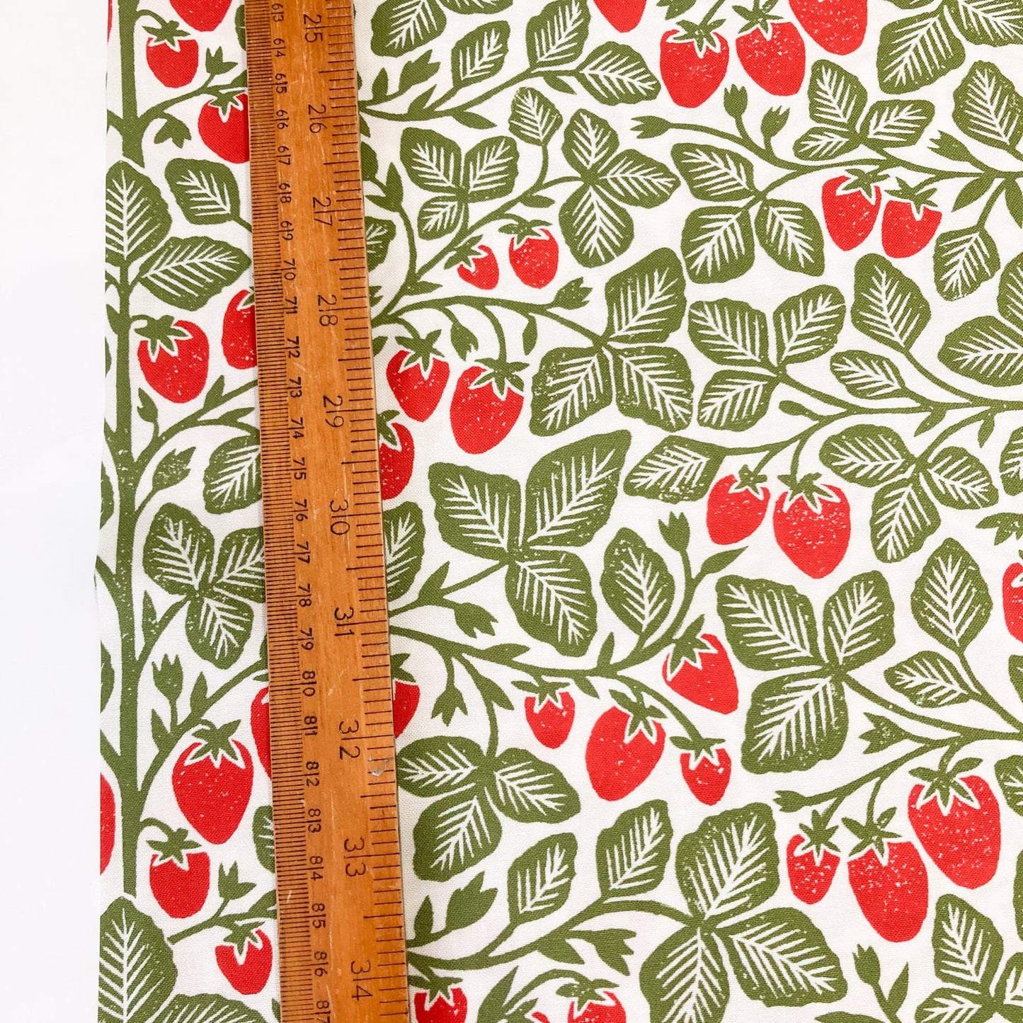 Moda 'Garden Series' Quilting Cotton 'Strawberries' in Cream