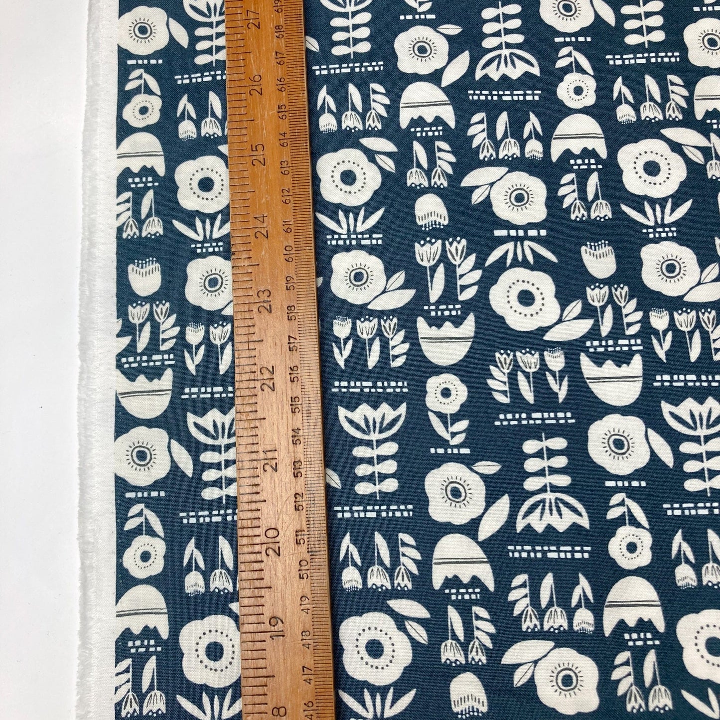 Moda 'Folk & Lore' Quilting Cotton 'Posy Plot'