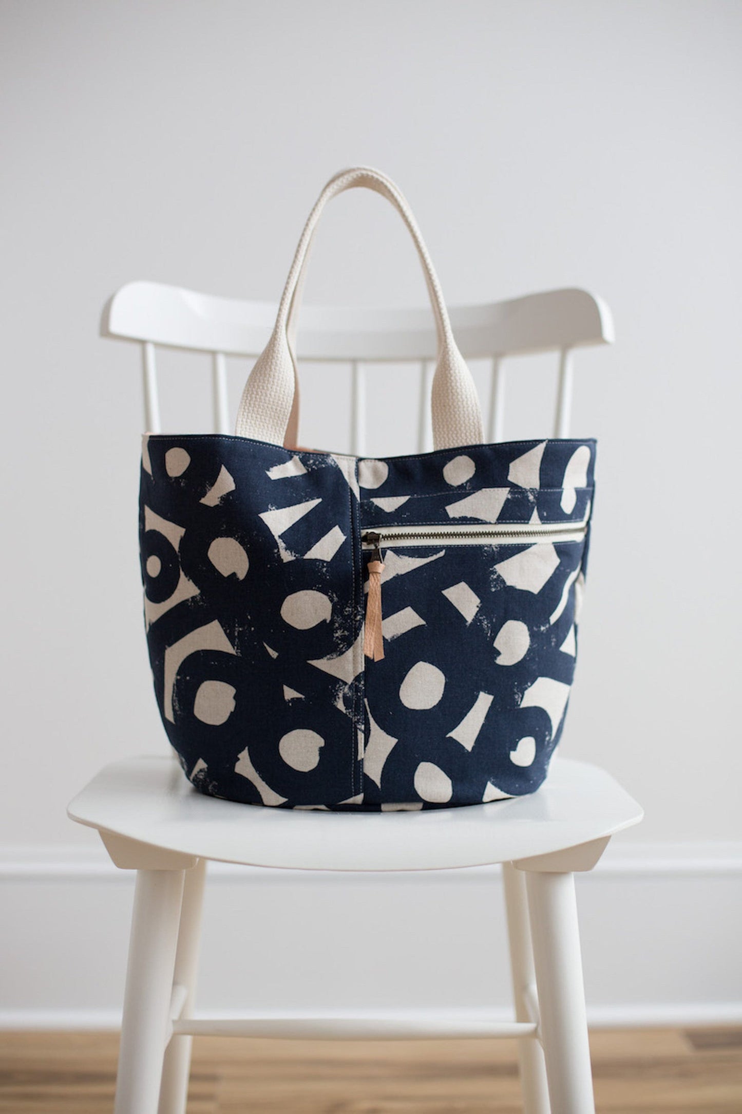 Noodlehead: Crescent Tote