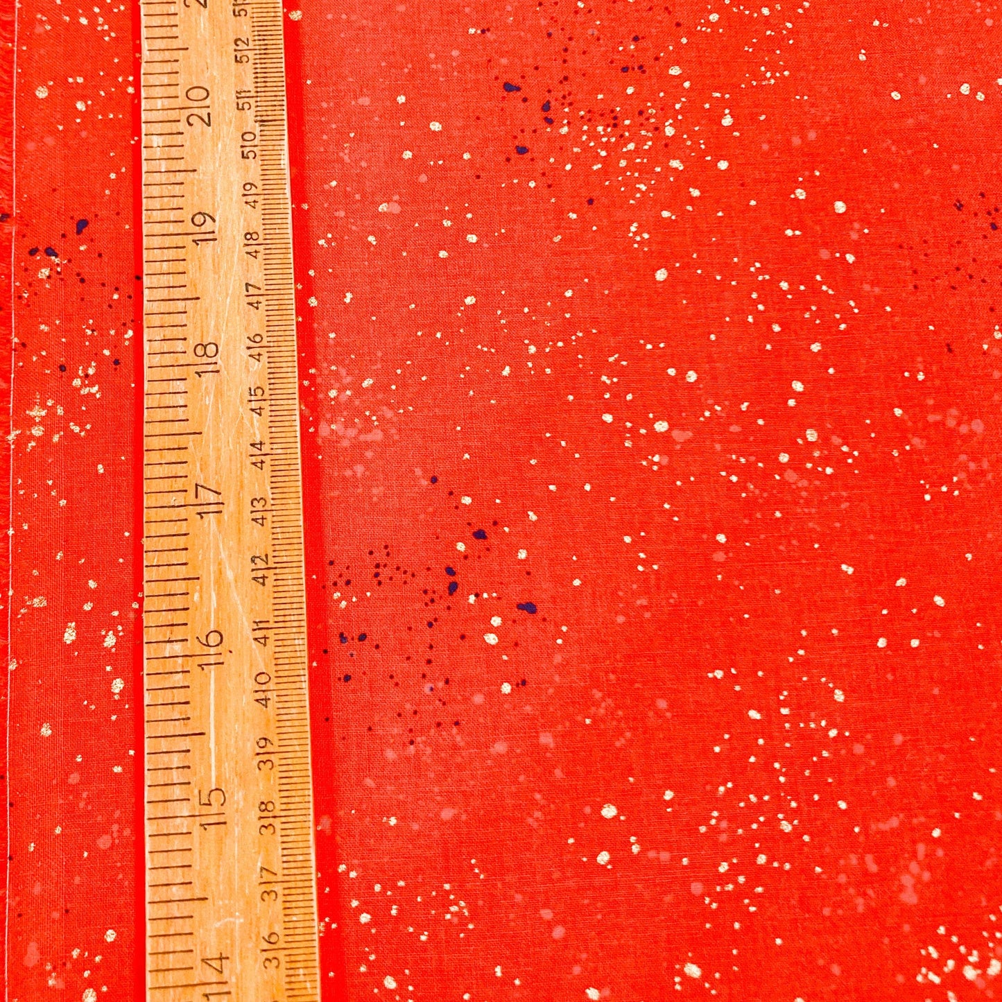 Ruby Star Society 'Speckled' Quilting Cotton in 'Poinsettia' (Metallic)