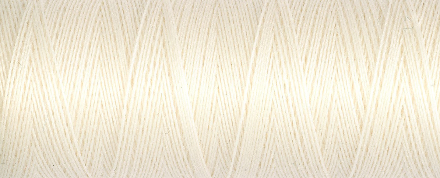 100 m Reel Gütermann Recycled Sew-All Thread in Ivory, No. 1