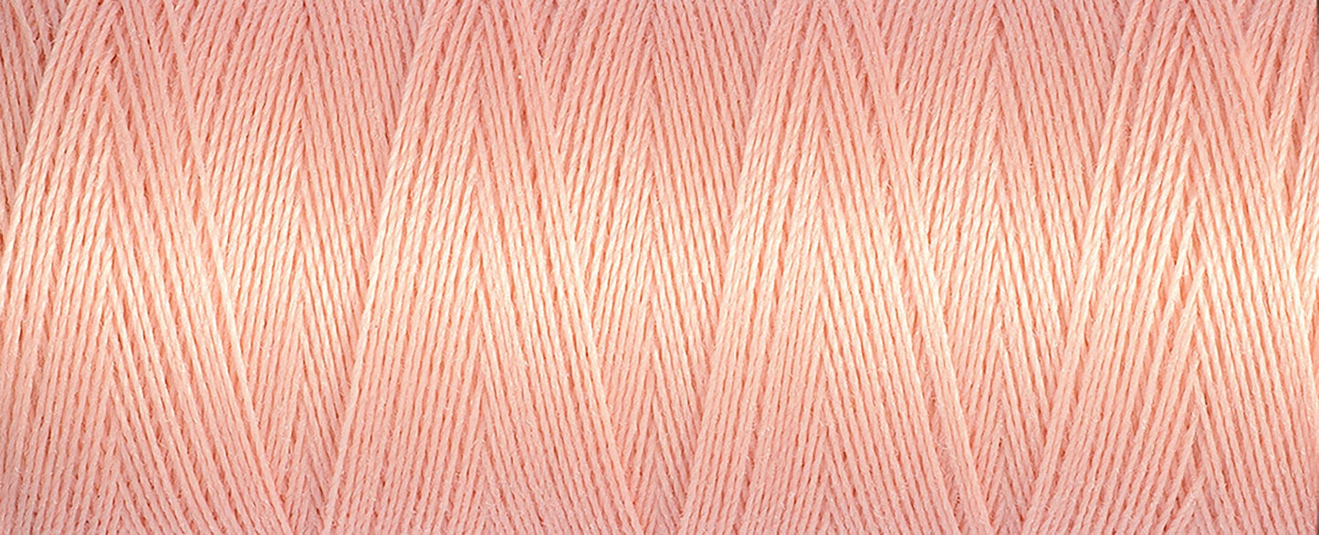 100 m Reel Gütermann Recycled Sew-All Thread in Light Peach, no. 165