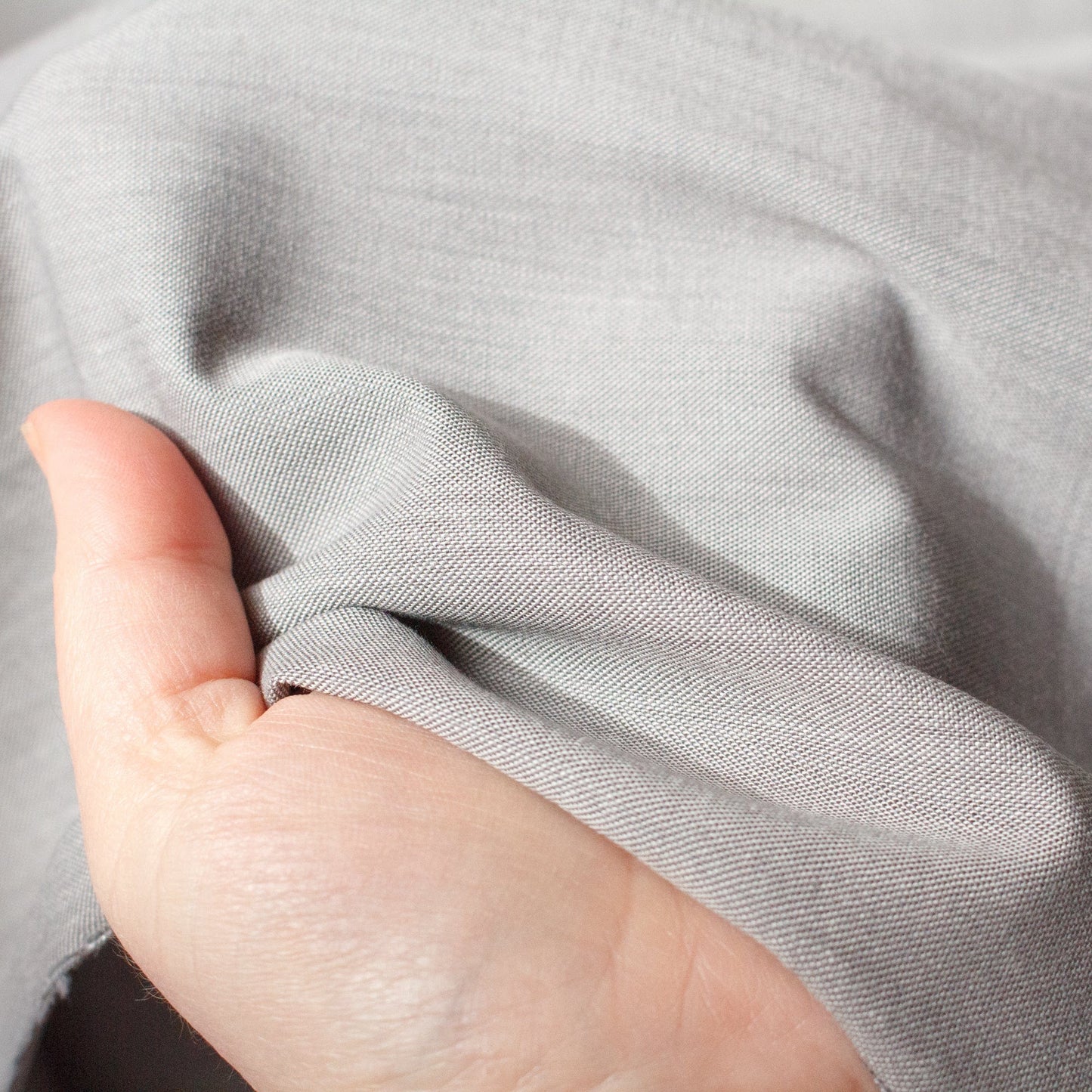 Cloud 9 Cirrus Solids: Organic Cotton Yarn-Dyed Crossweave in 'Shadow'
