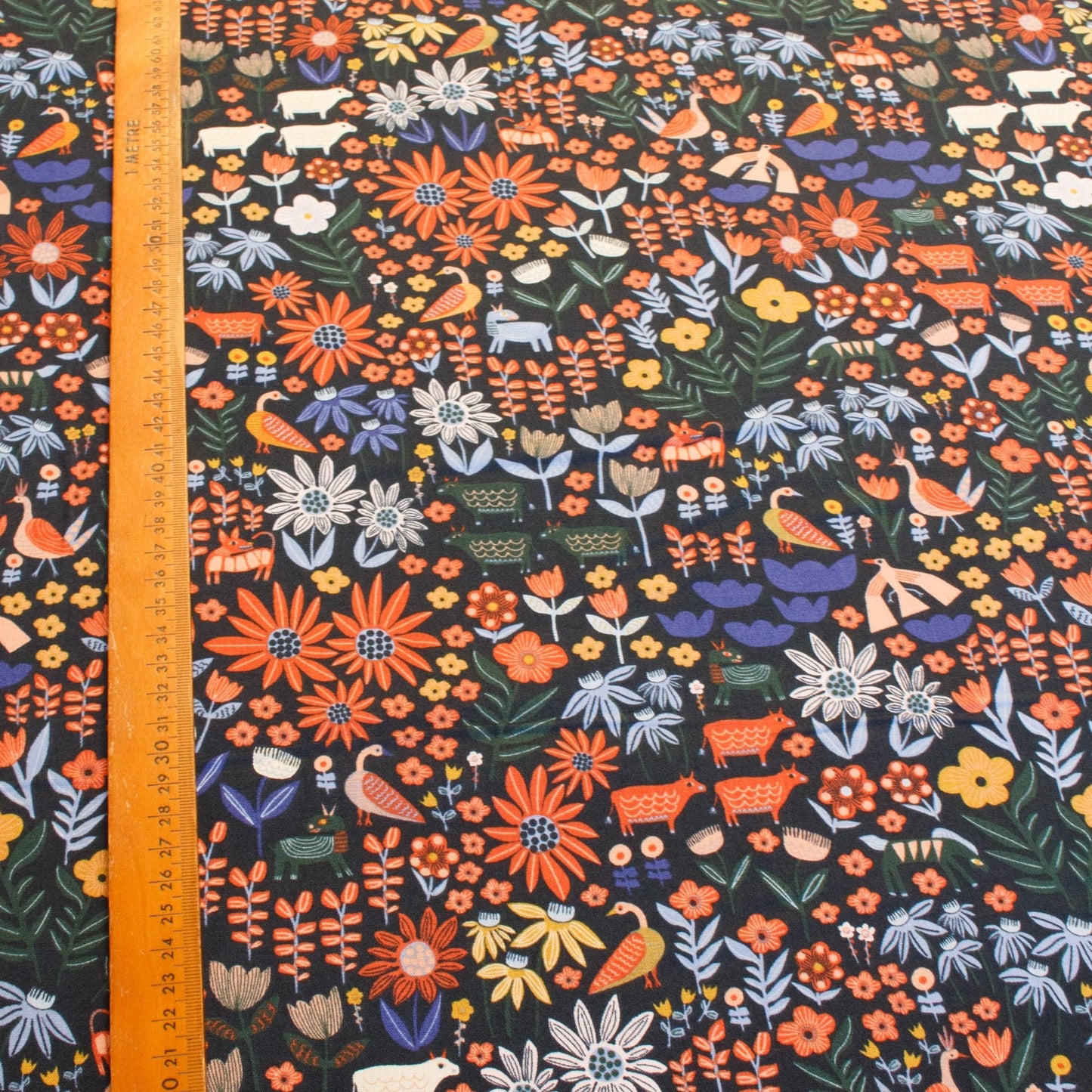 Cloud 9 Organic Quilting Cotton 'Folklore Prairie' in Black