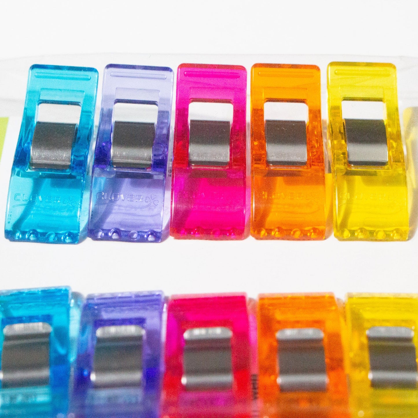 10 Clover Wonderclips - Rainbow Assortment