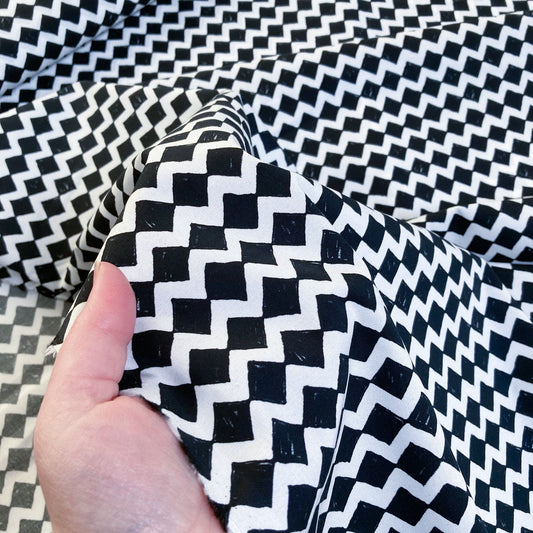 Designer Deadstock: Cotton Poplin Stretch