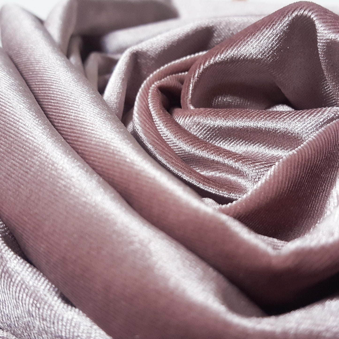 Stretch Velours in Dusky Pink