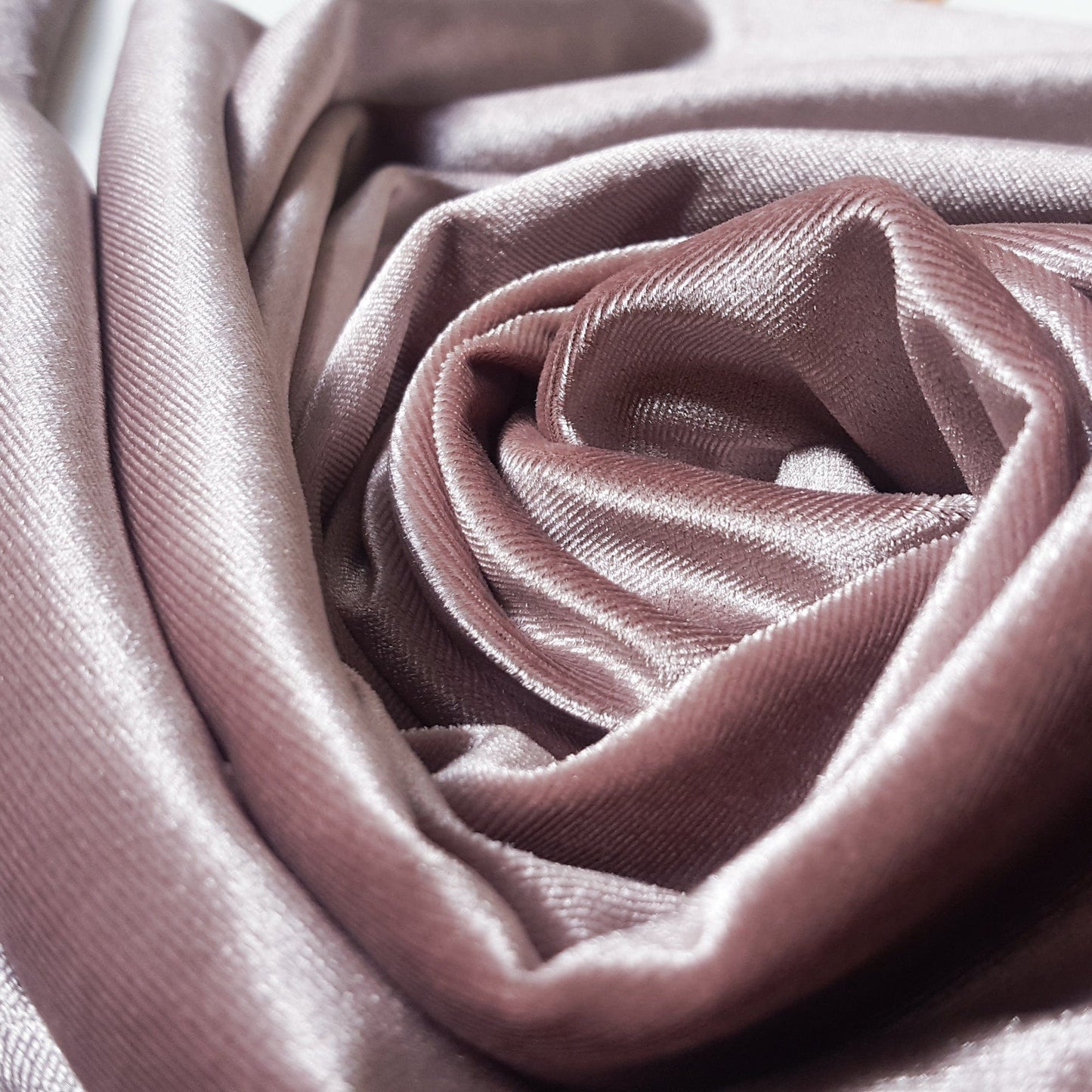 Stretch Velours in Dusky Pink