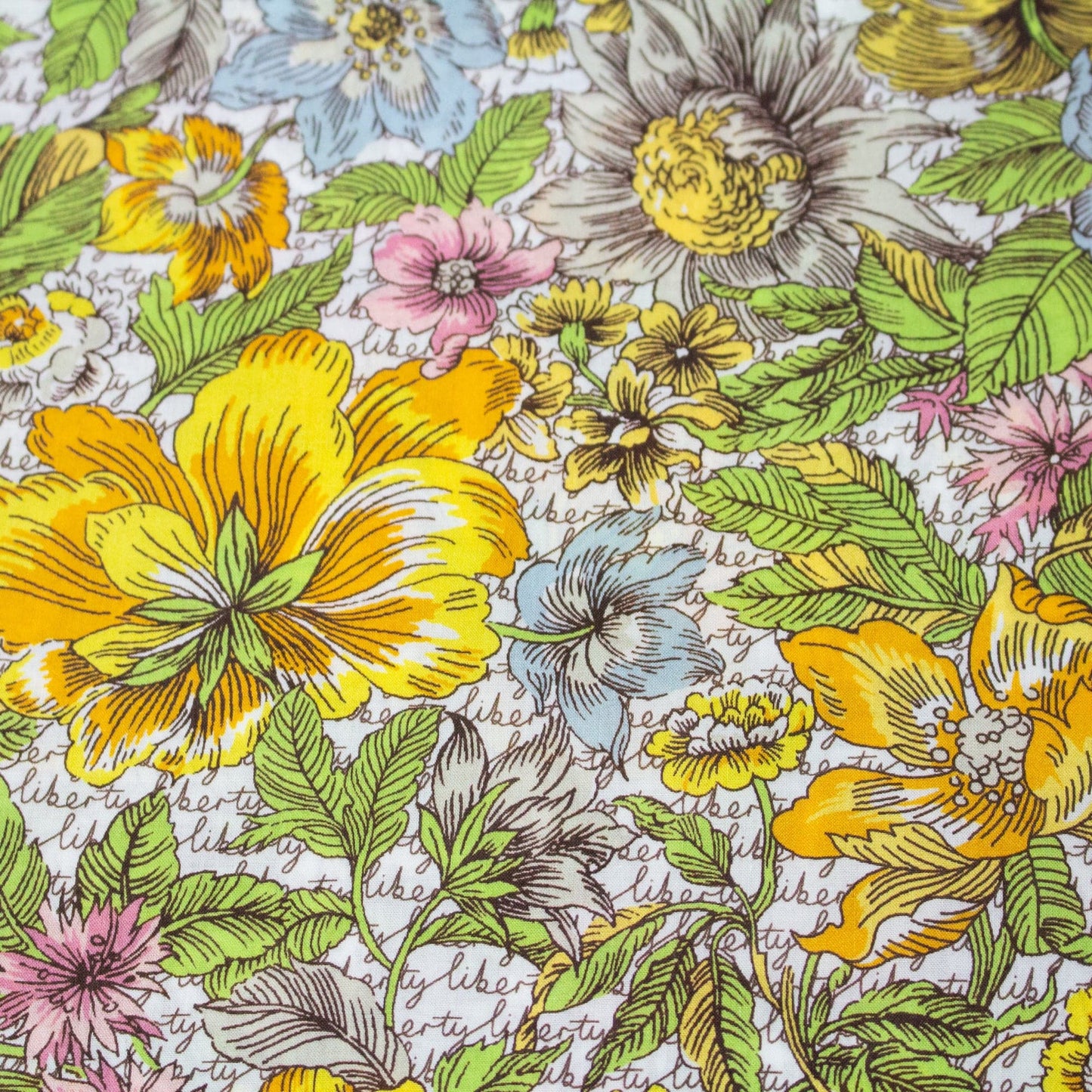 Liberty Fabrics 'Anthem Blooms' C Tana Lawn™