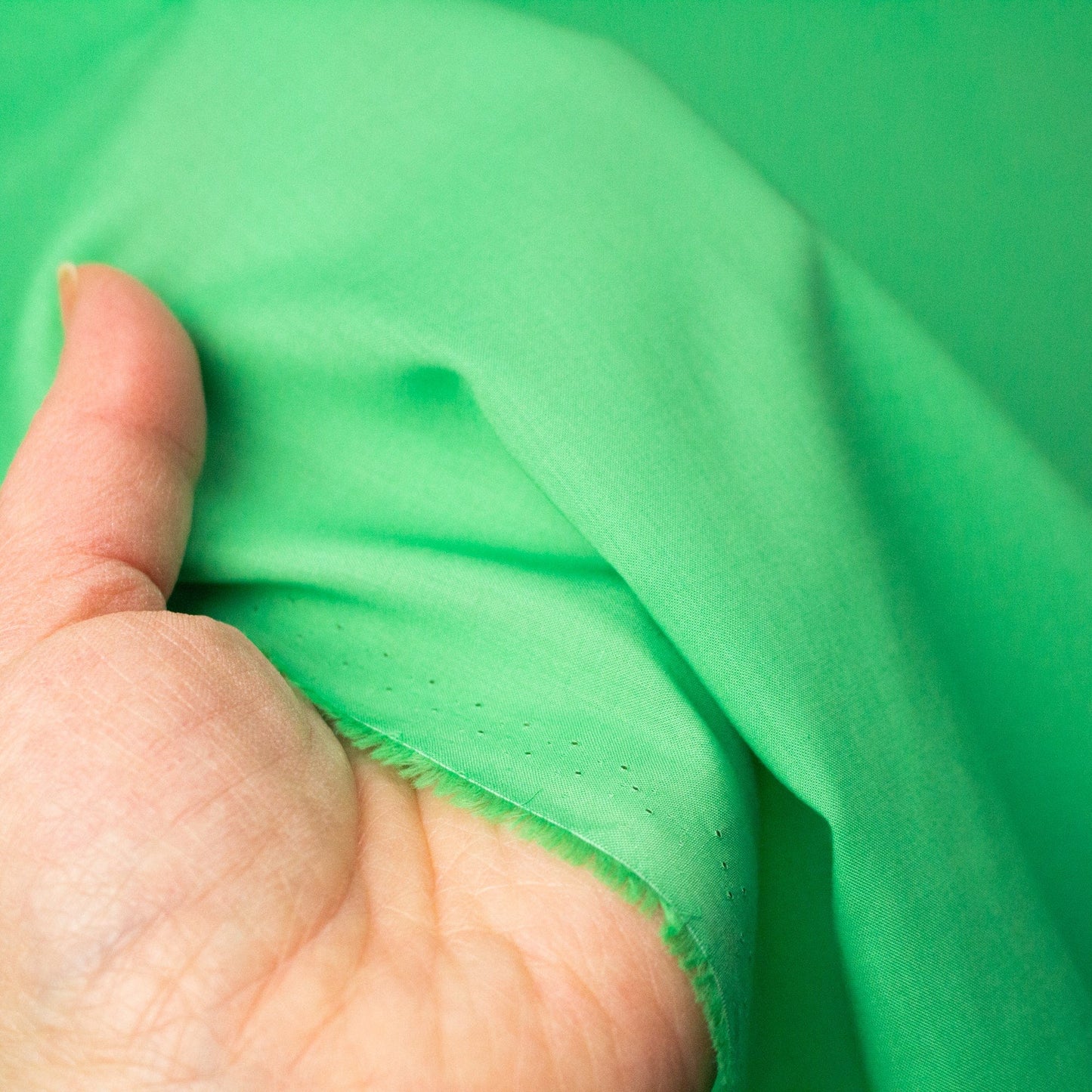 Liberty Fabrics Plain Tana Lawn™ in 'Fern' Green