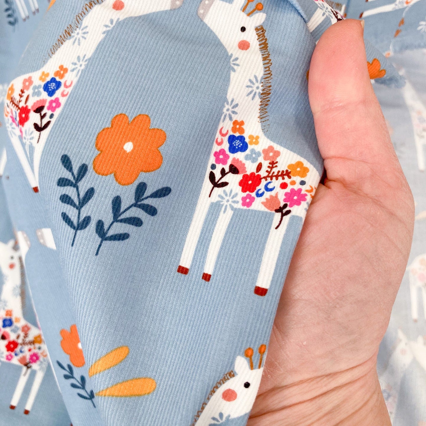 Dashwood Studio: Fine Cotton Needlecord 'Meadow Safari' Giraffes