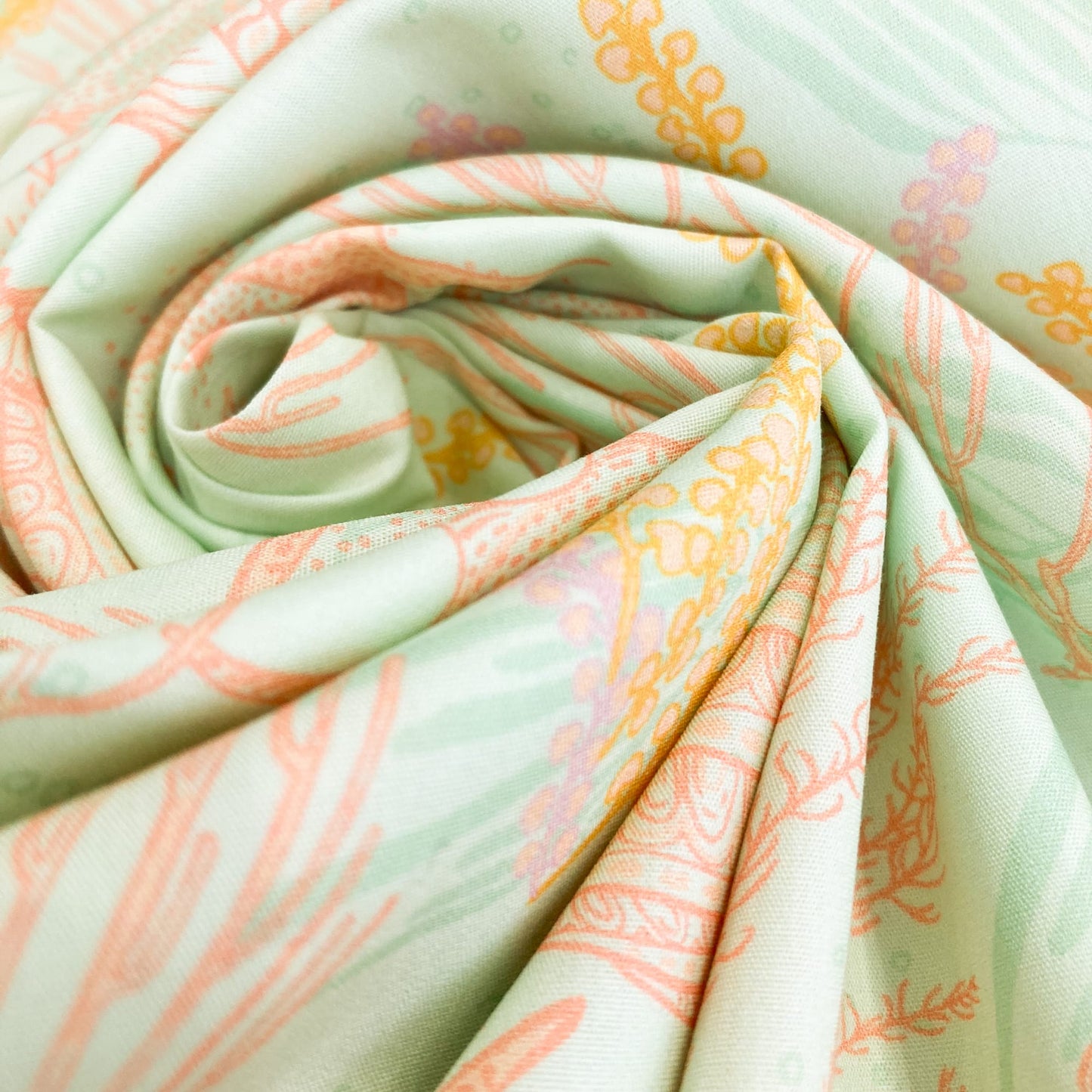 Art Gallery Fabrics 'Costeira': Premium Cotton 'Tesouros do Oceano'