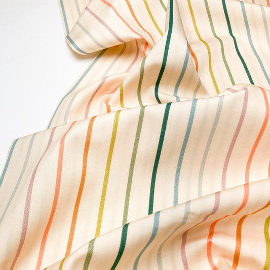 Art Gallery Fabrics 'Slow Summer': Fine Cotton 'Tiny Stripe Pearl'