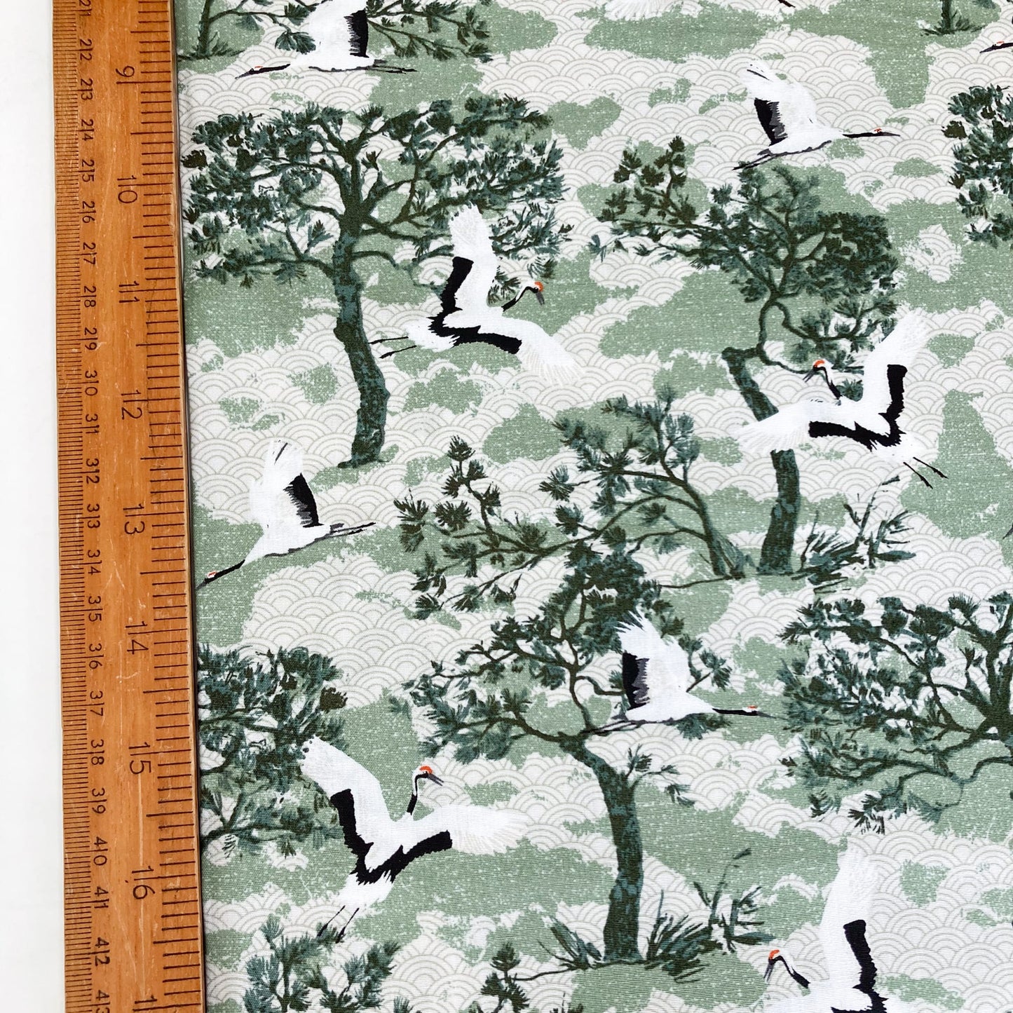 Art Gallery Fabrics 'Soar': Fine Cotton 'Soaring Garden'