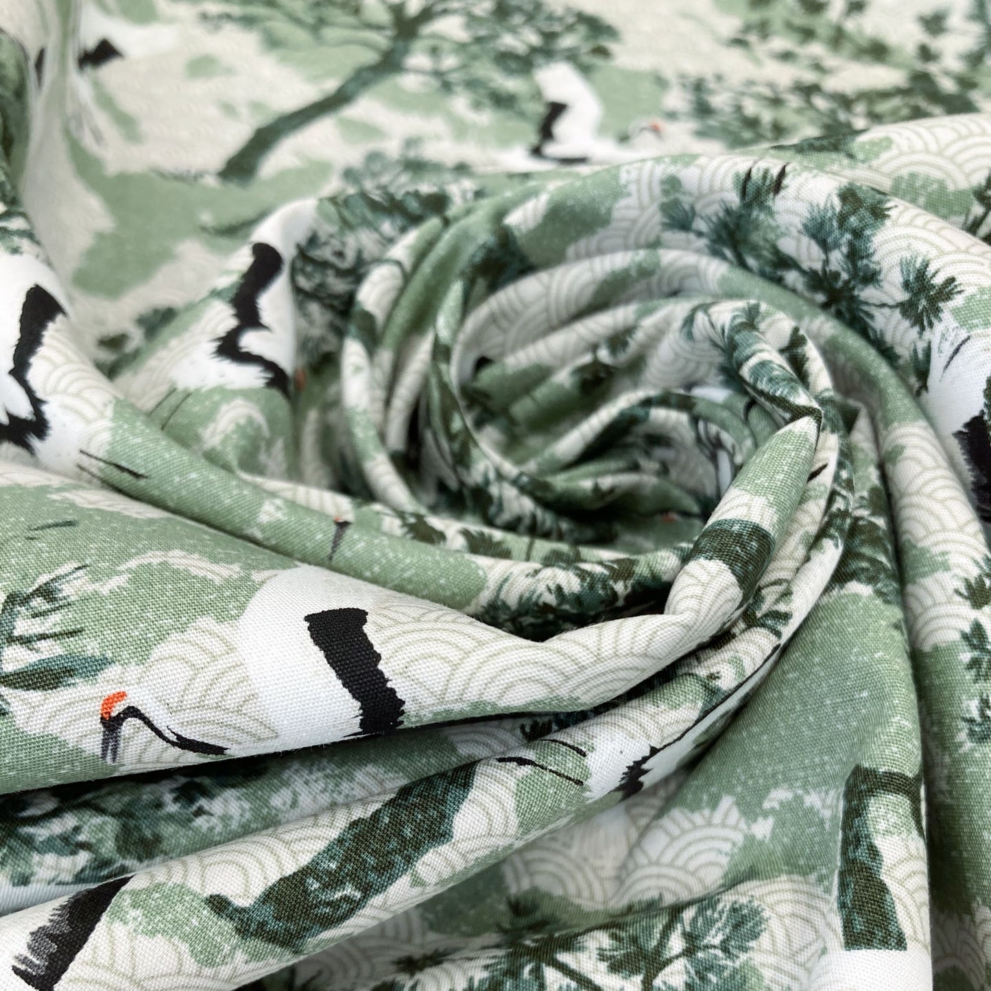 Art Gallery Fabrics 'Soar': Fine Cotton 'Soaring Garden'