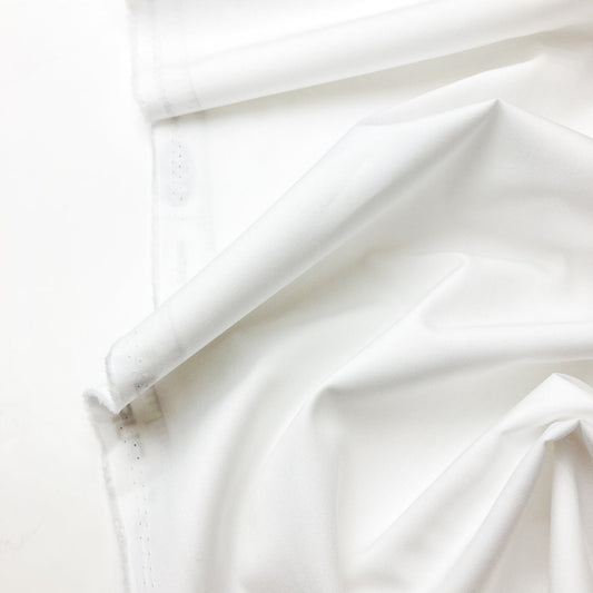 70cm Piece Art Gallery Fabrics - Fine Cotton - PURE Solids 'Snow'