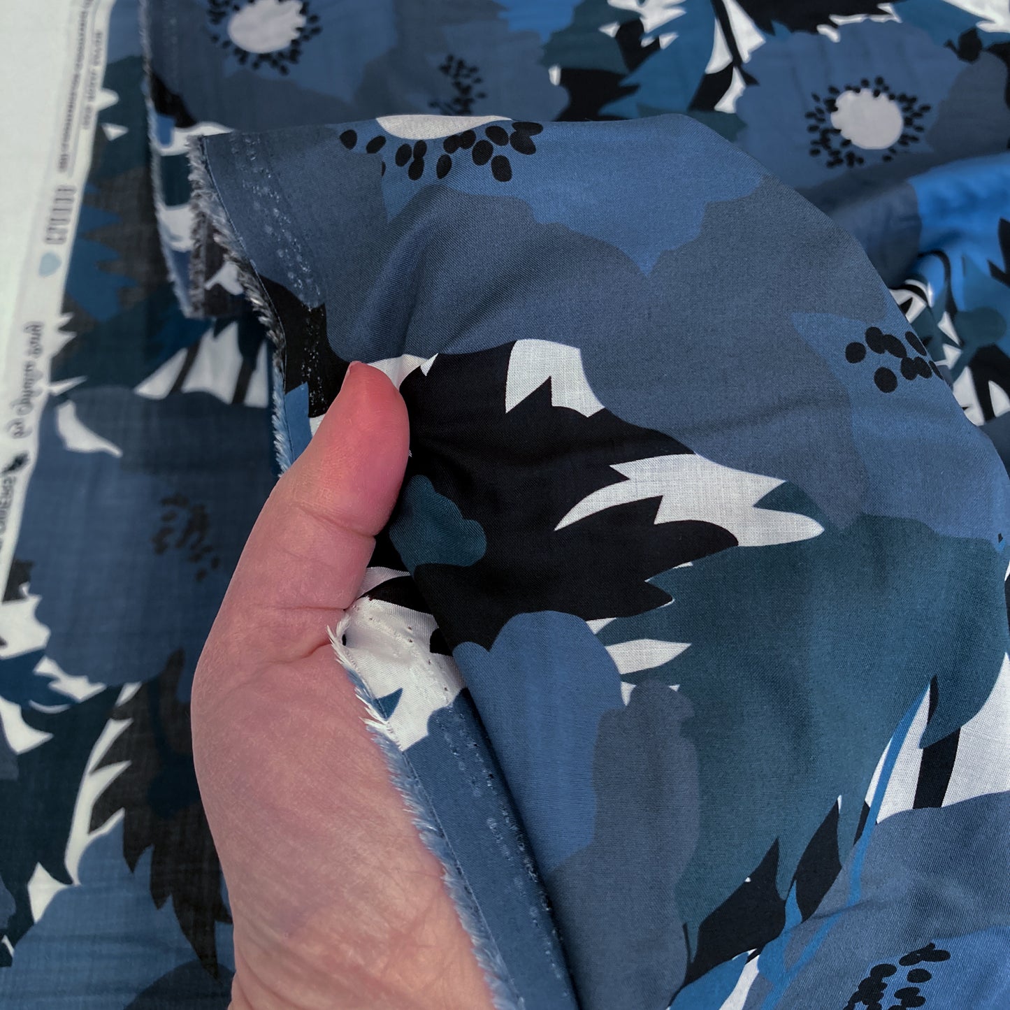 Cloud 9 'Co-Existing' Fine Rayon 'Blue Flowers'