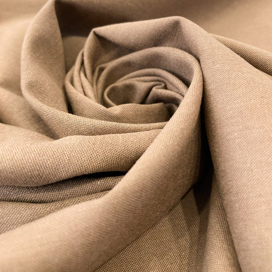 80cm Piece Cloud 9 Cirrus Solids: Organic Cotton Yarn-Dyed Crossweave in 'Peat'