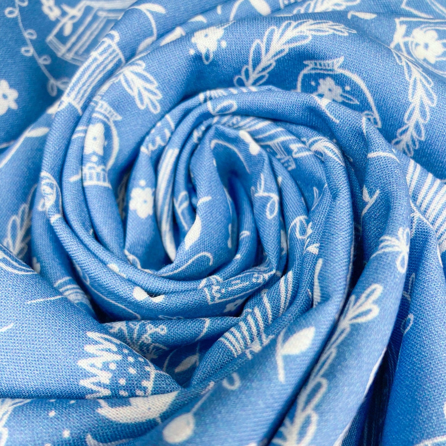 Cloud 9 Organic 'Book Club' Quilting Cotton 'Cosy Library'