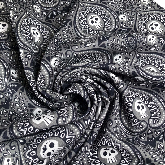 Cloud 9 Organic Quilting Cotton 'Gothic Paisley'