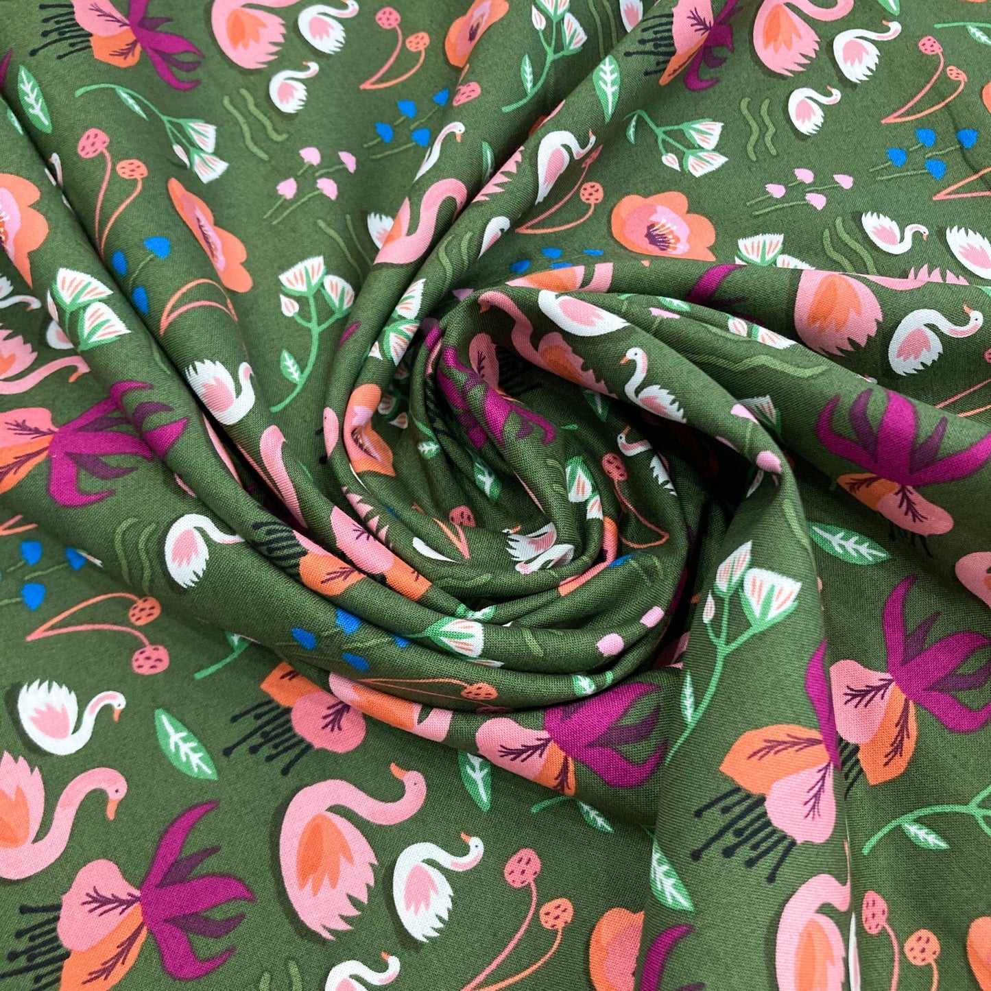 54cm Piece Cloud 9 Organic Quilting Cotton 'Spring Tides'