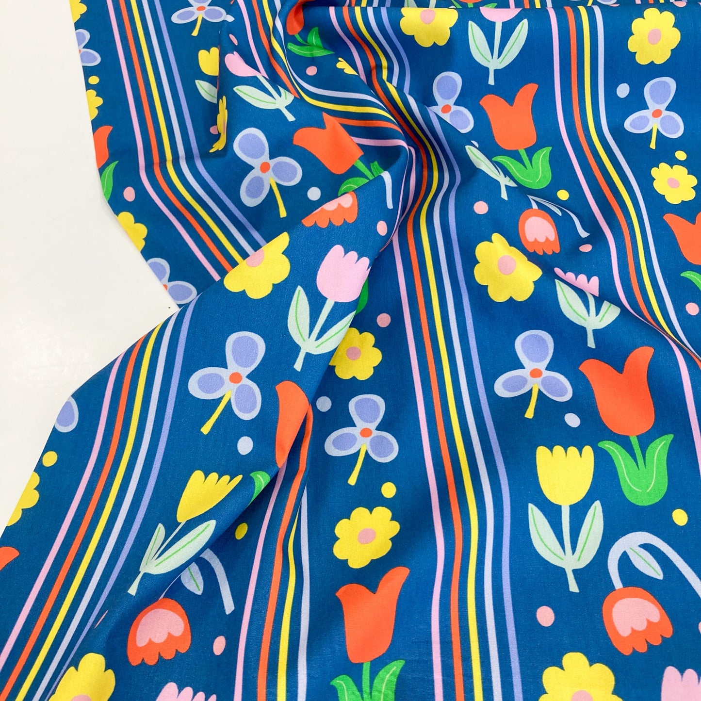 Cotton Poplin with Dutch Floral Stripe