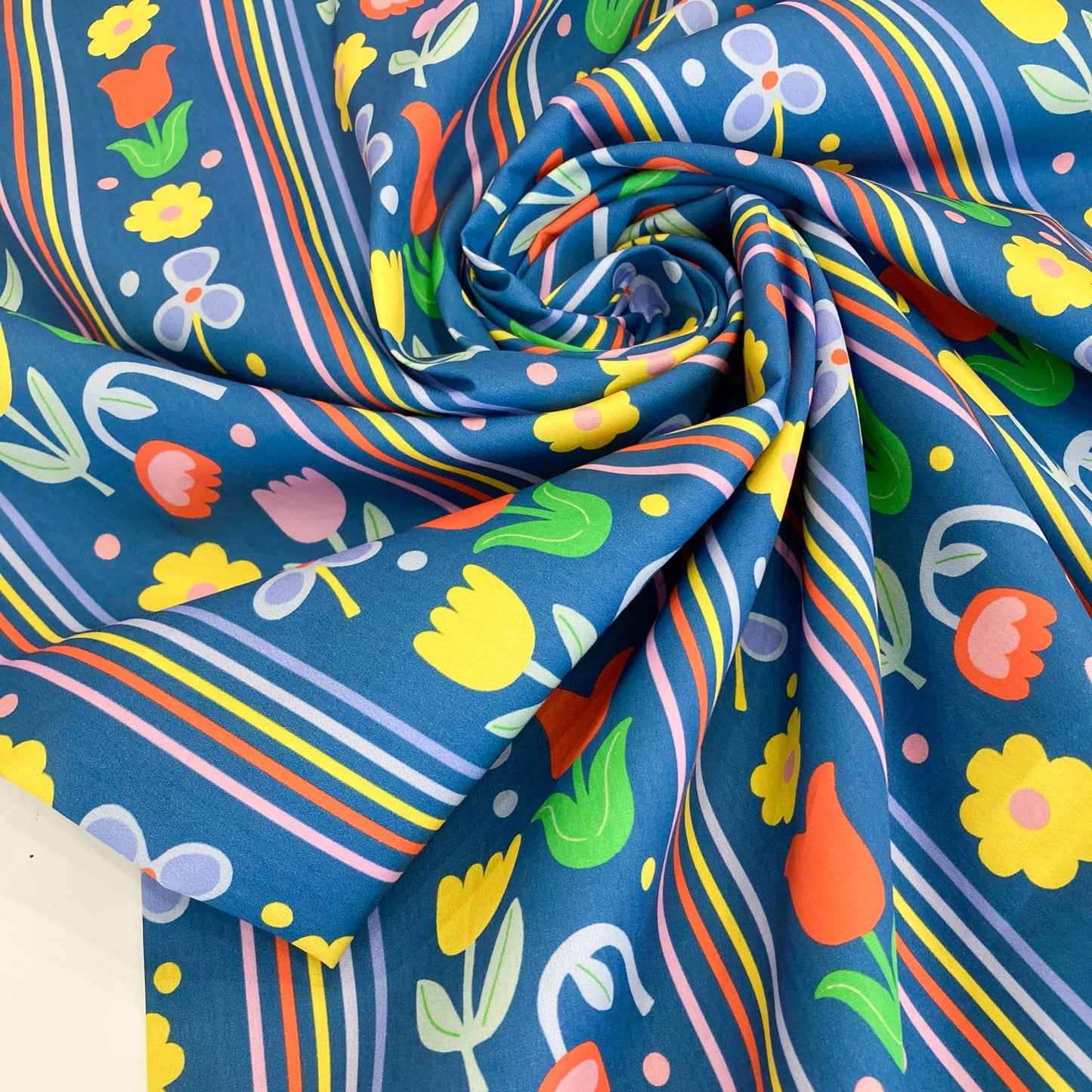 Cotton Poplin with Dutch Floral Stripe