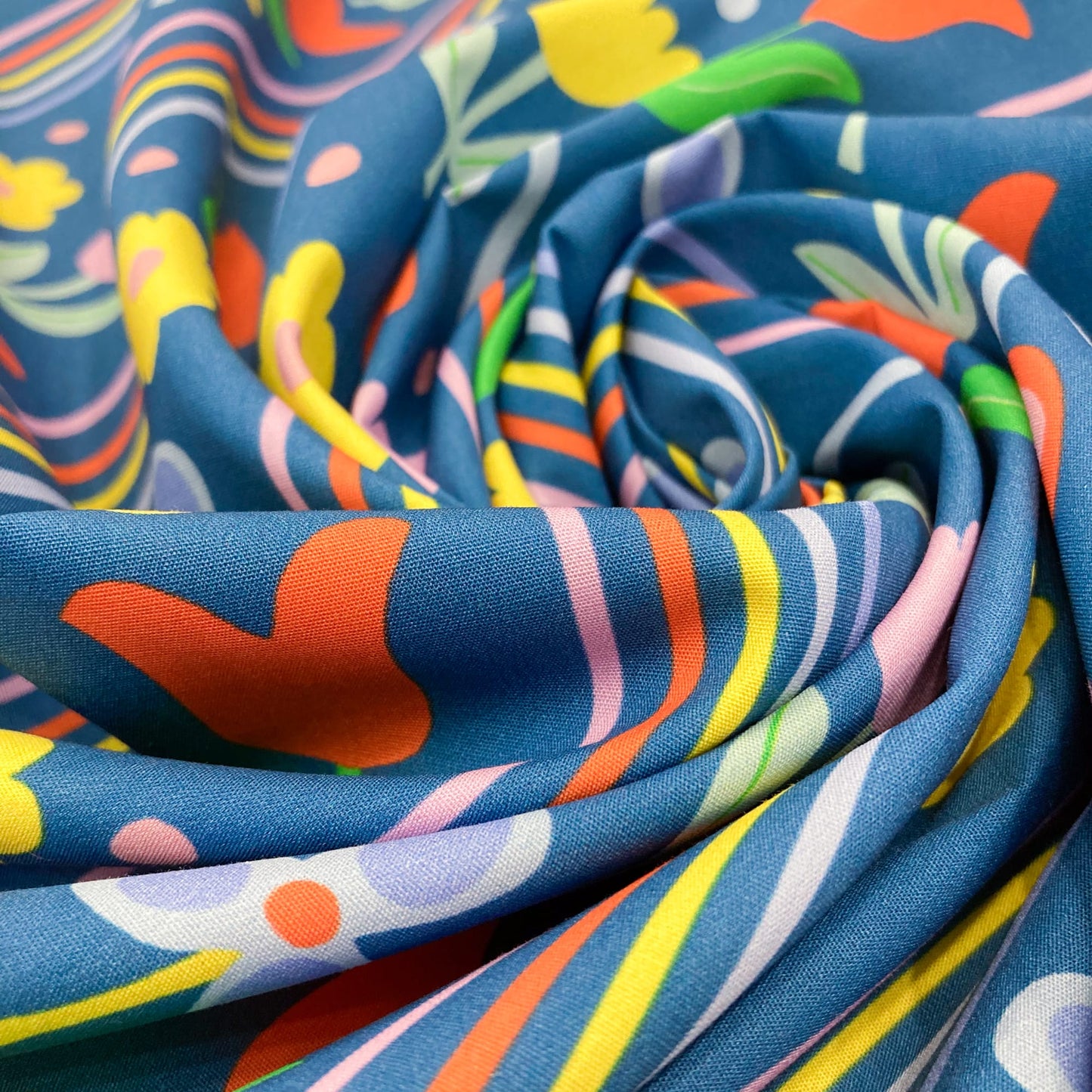 Cotton Poplin with Dutch Floral Stripe