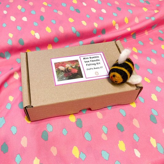 Eco-Friendly Needle Felting Kit - Bee