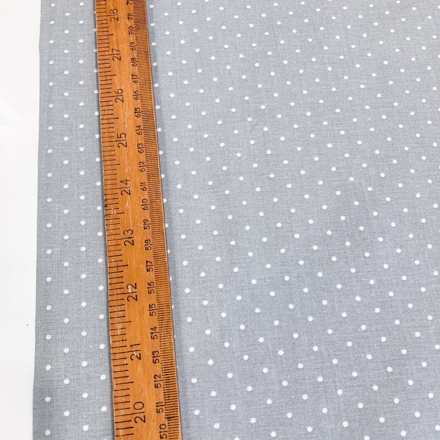 Deadstock: Ex-Joann Quilting Cotton 'Grey Spot'