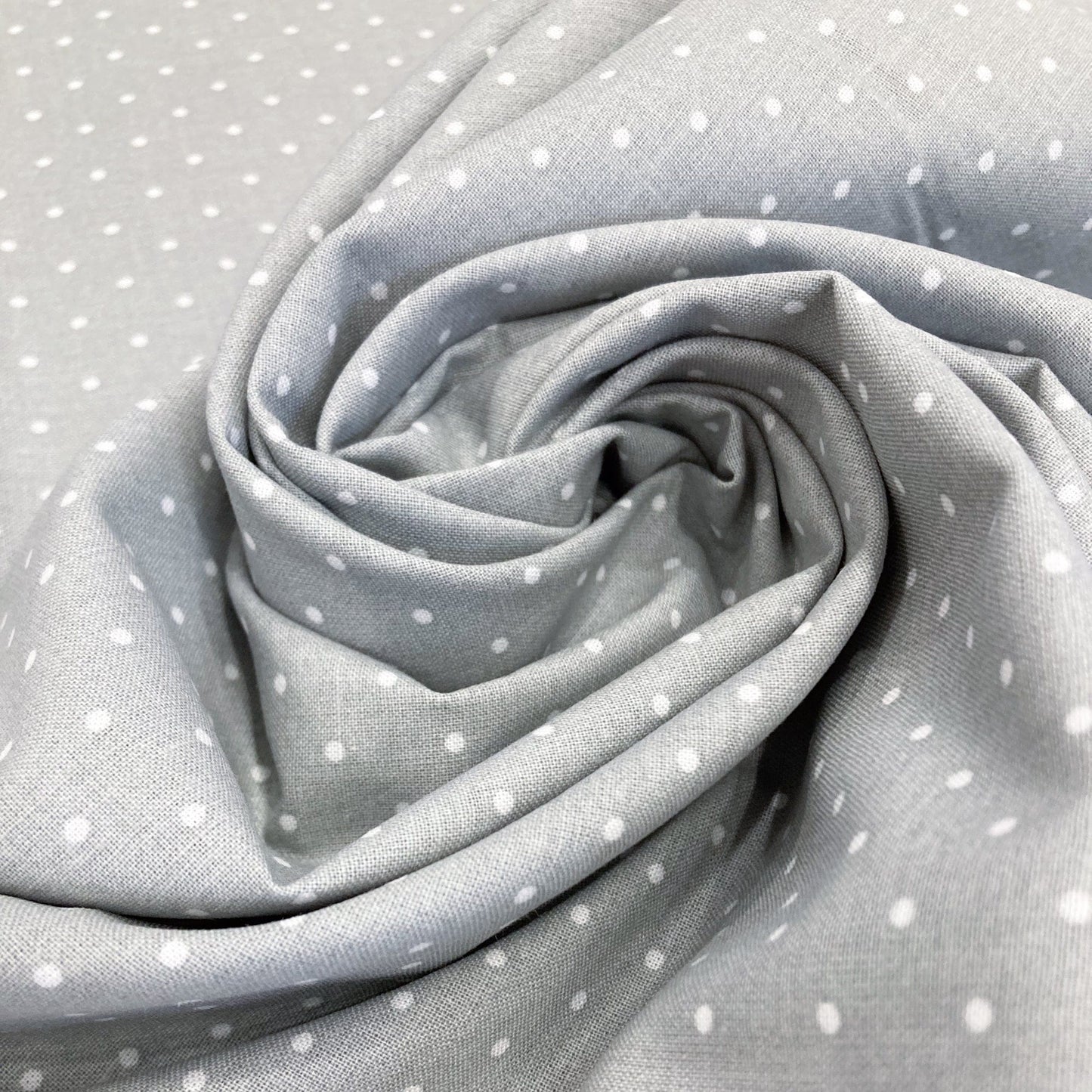 Deadstock: Ex-Joann Quilting Cotton 'Grey Spot'