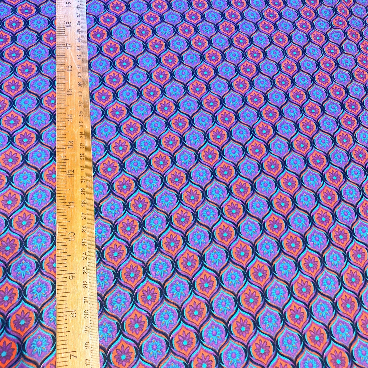 Cotton Sateen Stretch with Geometric Print
