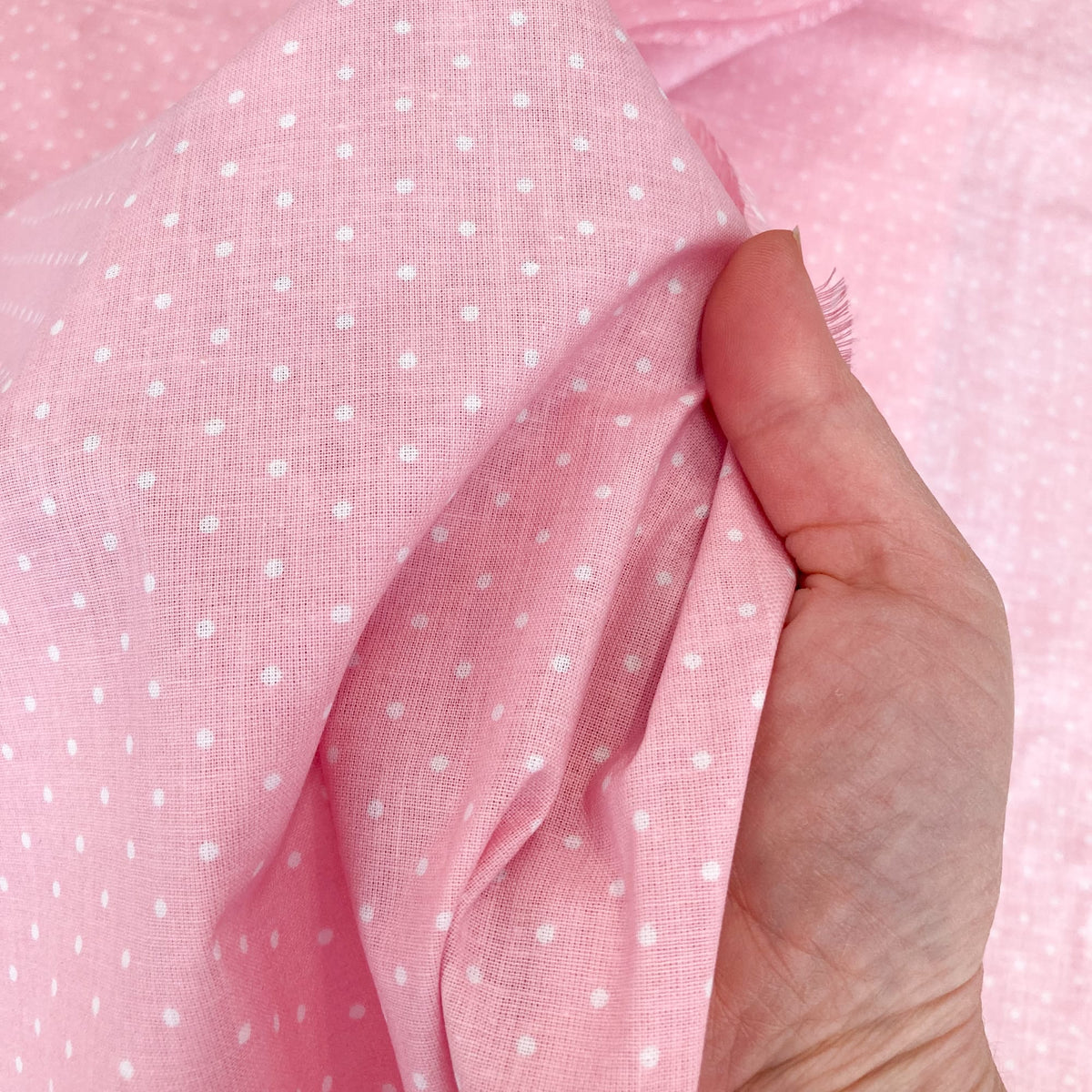 Deadstock: Ex-Joann Quilting Cotton 'Pink Polka'