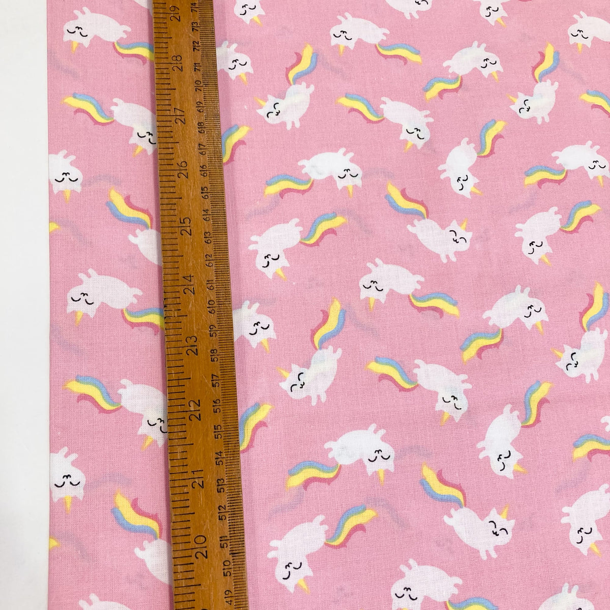 Deadstock: Ex-Joann Quilting Cotton 'Kittycorns'